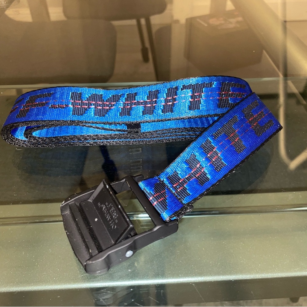 Off-white belt